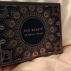 ACE BEAUTĒ Scarlet Dusk Palette